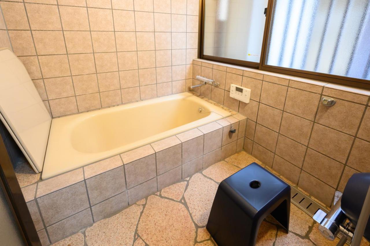 尾道別邸 Onomichi Villa 一日一組限定の尾道の最高級宿 無料p有 Exteriör bild